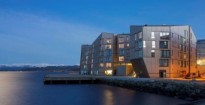 На набережной г. Ставангер (Норвегия) строят деревянный жилой комплекс