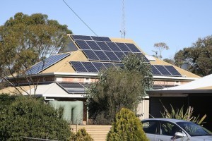 Как выбрать солнечную электростанцию для дома: советы специалистов