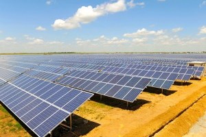 Кому принадлежат крупнейшие солнечные электростанции в Украине