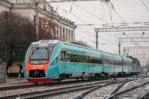 Между Киевом и "Борисполем" могут пустить и дизельные поезда