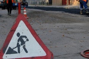 Найкраще дороги ремонтують на Закарпатті (ИНФОГРАФИКА)