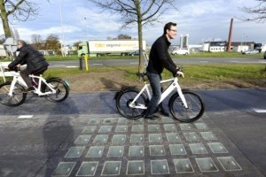 Першу "розумну" велодоріжку із сонячних панелей побудували в Німеччині (ВІДЕО)
