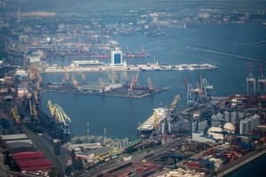 В Одесском порту отремонтируют причалы