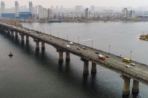 На ремонт столичного моста Патона выделят 20 млн гривен