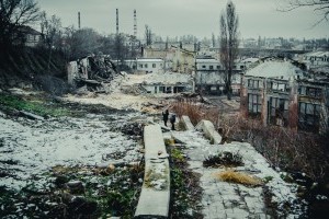 Под застройку: в Одессе сносят корпуса бывшего судоремонтного завода (ФОТО)