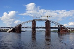 Кличко пообещал, что мост-долгострой на Троещину откроют в ближайшее время