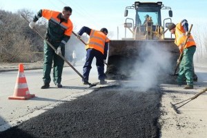 15 млрд грн потратят, чтобы подлатать ямы на дорогах местного значения