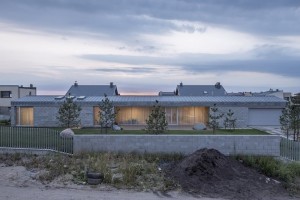 Скромность украшает: в Литве построили невероятной красоты бетонный особняк (фото)