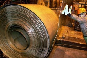 Падіння попиту на сталь у світі «вдарить» по українській економіці – експерти