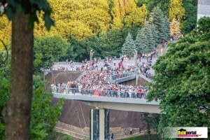 Как киевляне День Киева  на «мосту Кличко» отгуляли (ФОТО, ВИДЕО) 