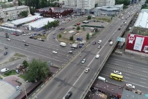 В Києві повністю обмежать рух транспорту неподалік Шулявського мосту