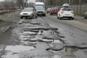 Зеленський пропонує доручити будівництво доріг в Україні закордонним компаніям