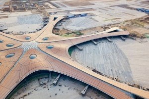 У Китаї добудовано грандіозний аеропорт з найбільшим у світі терміналом (ФОТО, ВІДЕО)