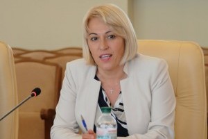 «Чинні 490 райони необхідно укрупнити і таким чином значно зменшити їхню кількість» - міністерка Альона Бабак