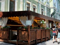 В центре Киева исчезнут летние площадки ресторанов	