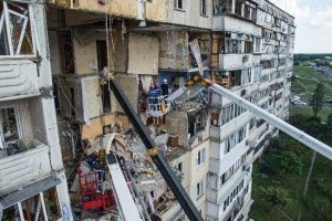 Взрыв на Позняках: пострадавшим вручили ключи от недостроенного жилья
