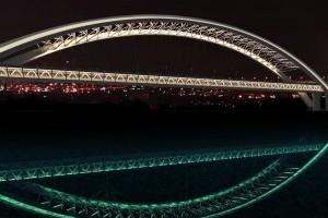 Яким може бути освітлення Подільсько-Воскресенського мосту: представлено проект (ФОТО, ВІДЕО)