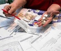 "Коммуналка" размером с пенсию: рост тарифов заставит дать субсидию 100% украинцев