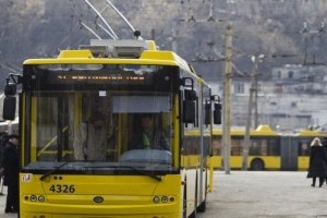 COVID-19: у Києві не зупинятимуть громадський транспорт, але обмеження все ж будуть