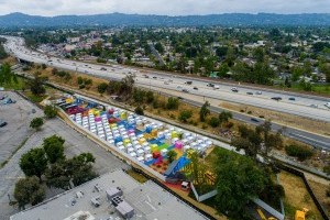 Житло для безхатьків: у Лос-Анджелесі збудують житловий квартал з мікробудинків (ФОТО)