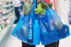 Скільки коштуватимуть пластикові пакети: Кабмін затвердив мінімальні ціни