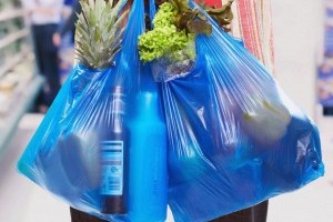 Пластиковые пакеты вырастут в цене с 1 февраля: сколько придется платить