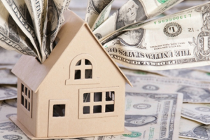 Аренду и продажу жилья вновь привязали к доллару