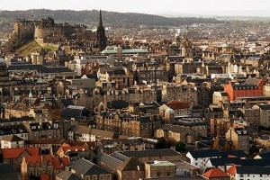 В Шотландии подскочили цены на недвижимость