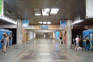 В Киеве переименуют станцию метро «Петровка» 