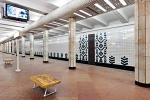 Ремонт идет полным ходом: как сейчас выглядит станция метро "Святошин" (фото)