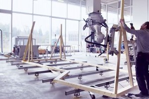 В Швейцарии создали робота для строительства зданий (видео)