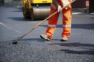 В Украине начался сезон ремонта дорог