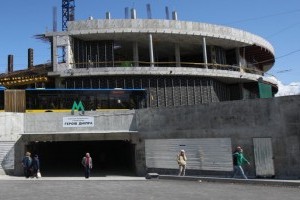 Как идет ремонт станций метро «Геров Днепра» и «Святошин» в Киеве (фото)