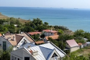 Домик у моря: где и почем можно купить приморское жилье в Украине