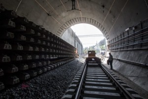 Ворота в Европу: как выглядит Бескидский тоннель менее чем за месяц до открытия (фото)
