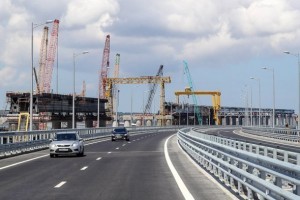 В аннексированном Крыму открыли мост через Керченский пролив