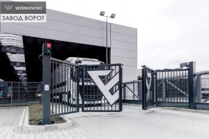 Откатные и складные автоматические ворота от завода Wisniowski в Киеве – рассматриваем особенности моделей вместе с заводом WISNIOWSKI