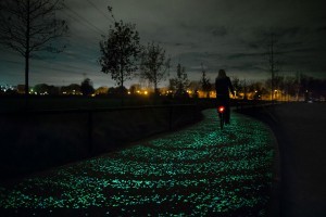Ученые изобрели светоизлучающий цемент для дорог (ФОТО)