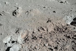 Вчені знайшли спосіб будувати бази на Місяці з місячного пилу