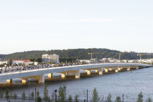 Кидає виклик традиційному дизайну сучасних мостів: у Франції відкрили новий міст Сімони Вейль (ФОТО)