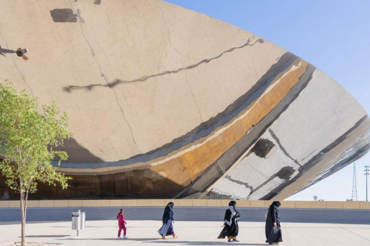 Саудівська Аравія представила станцію метро з підземним громадським садом (ФОТО)