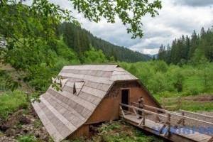 На Закарпатье восстанавливают единственный в Европе музей леса и сплава