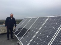 Полтавскую многоэтажку оснастили солнечными батареями