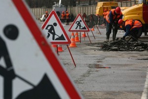 Большинство тендеров на ремонт дорог в регионах проходит в обход Prozorro