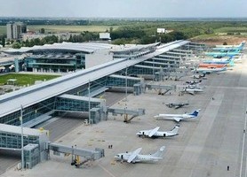 В аэропорту «Борисполь»  убрали бетонные блоки при подъезде к терминалу