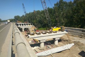 Строительство моста через реку Сула: фотоотчет