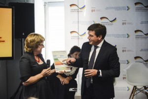 В Украине вручили первый энергетический сертификат здания