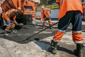 На ремонт дорог в Украине выделят рекордную суму
