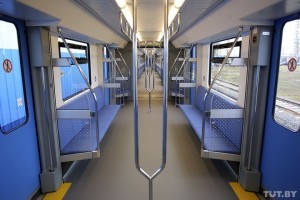 Новые вагоны метро Минска будут инклюзивными и с зарядками для мобильных (фото)
