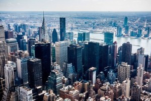 В Нью-Йорке планируют запретить строить небоскребы из стекла и стали